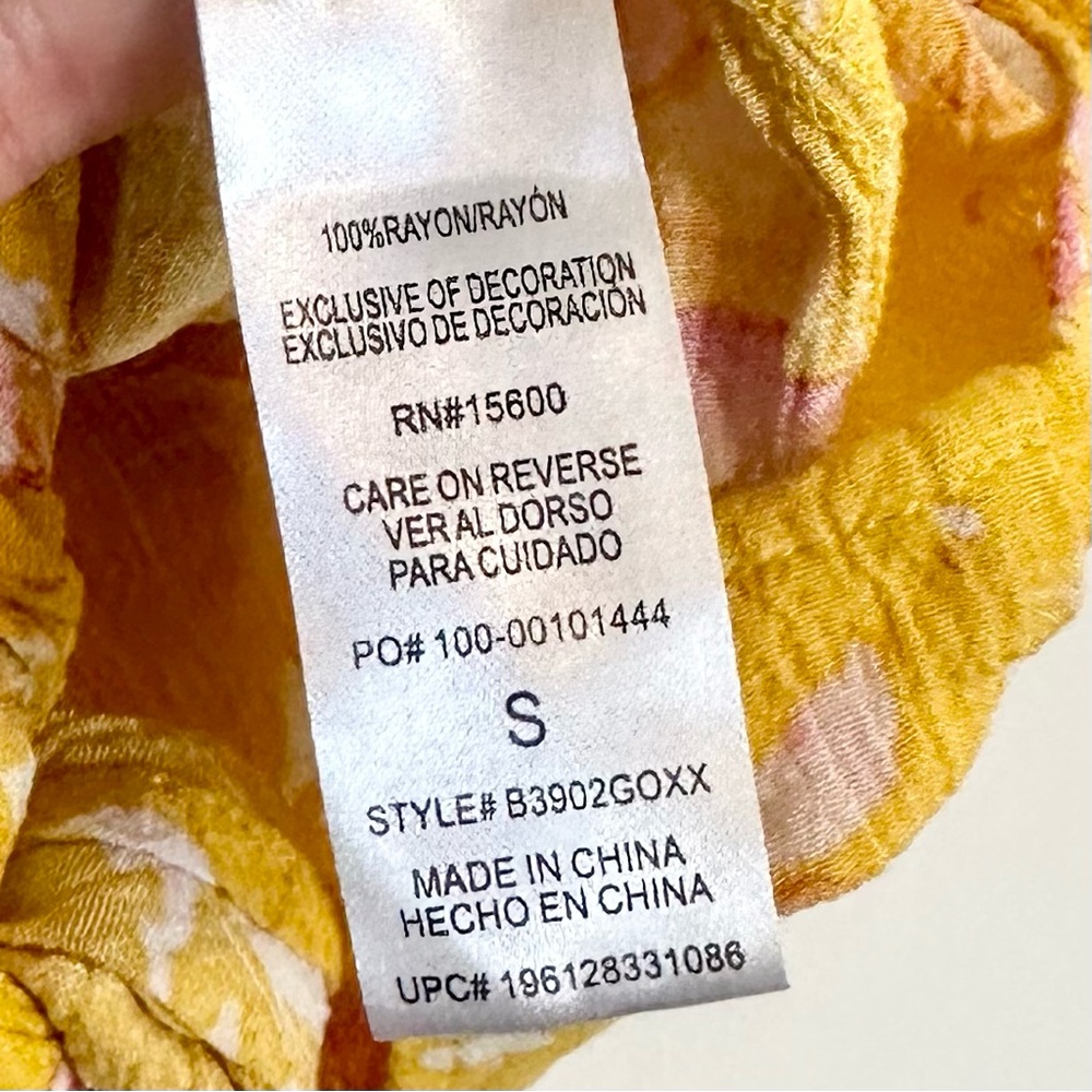 Democracy Yellow Floral Cold Shoulder Blouse - Size: Small - Picture 3 of 7
